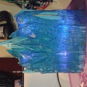 Elsa frozen castle